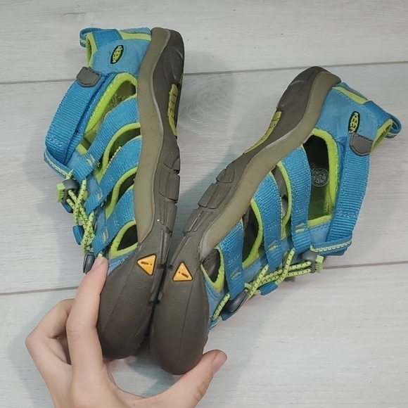 Keen Mens Outdoor Hiking Comfort Sandals shoes sz 5 main image 9